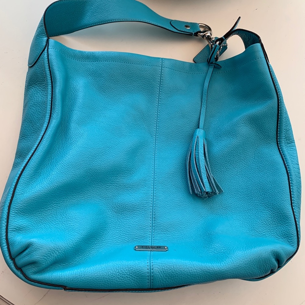 VGUC COACH SHOULDER BAG TURQUOISE